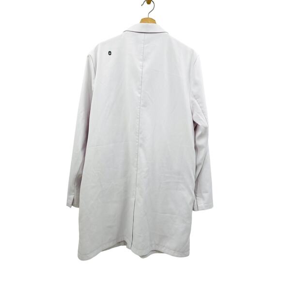 Figs Pro white lab coat - Picture 4 of 4